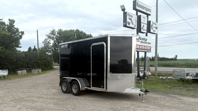 Remorque fermée 6X12 en aluminium noire revêtement Polycor 2X3500 lbs porte rampe essieux torsions Nitro Trailers